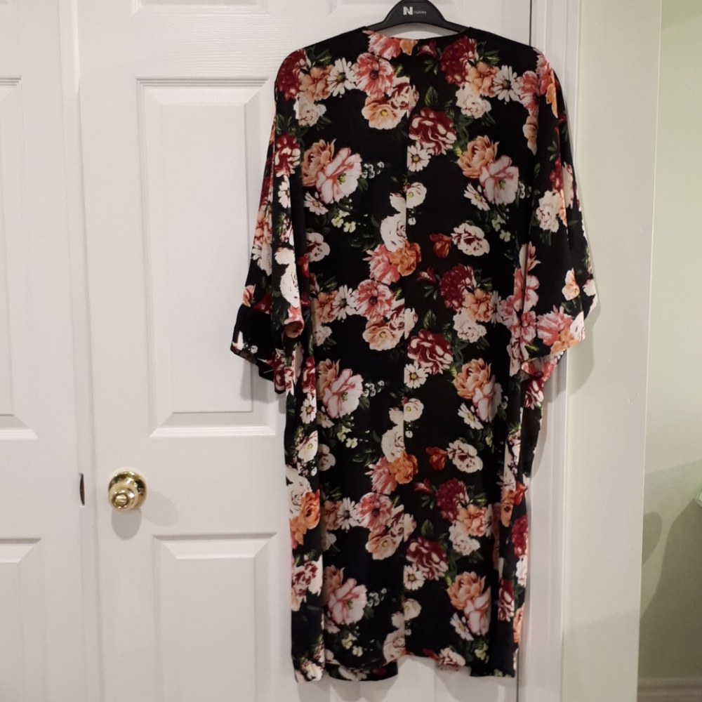 Cardigans - Picture 3 of 5